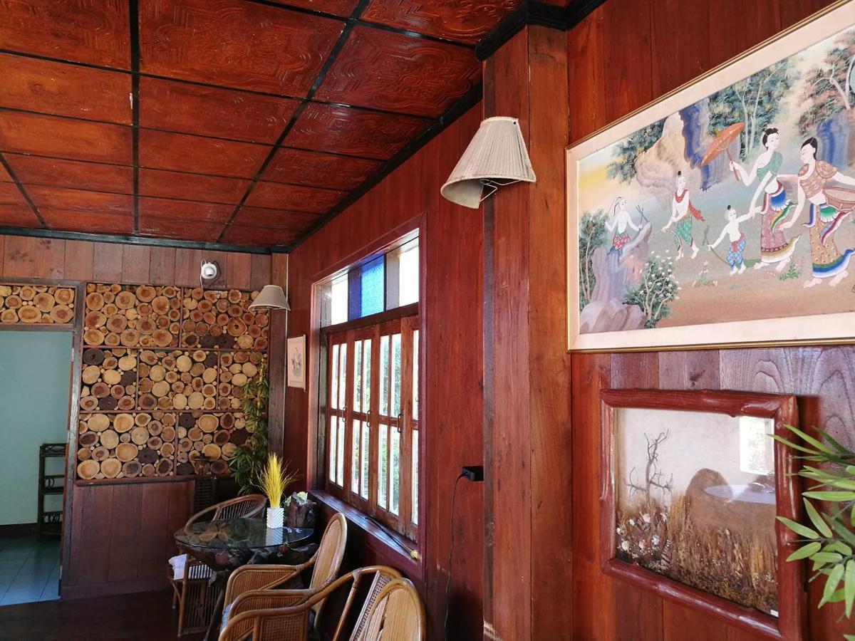 Hillmanhouse Lägenhet Mae Hong Son Exteriör bild