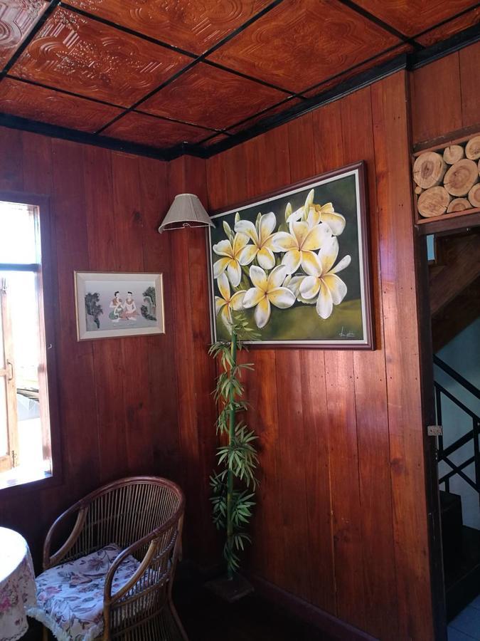 Hillmanhouse Lägenhet Mae Hong Son Exteriör bild